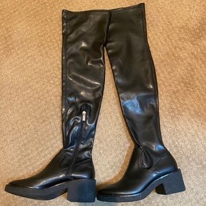 ✨✨Sale✨✨Zara over the knee boots